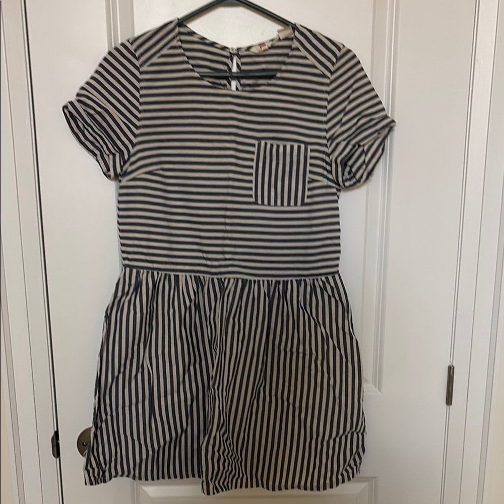 100% cotton Levi’s dress